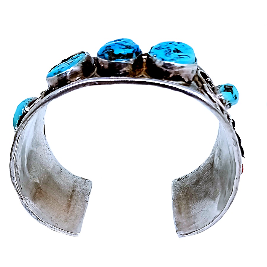 Large vintage Navajo Native American 925 sterling si. Vintage Jewels